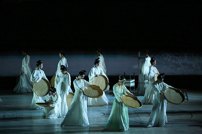 舞蹈詩(shī)劇《只此青綠》--舞繪《千里江山圖》西部首演